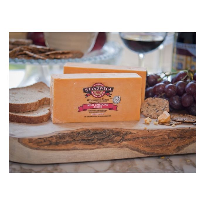 Buy Medium Wisconsin Cheddar Cheese Online